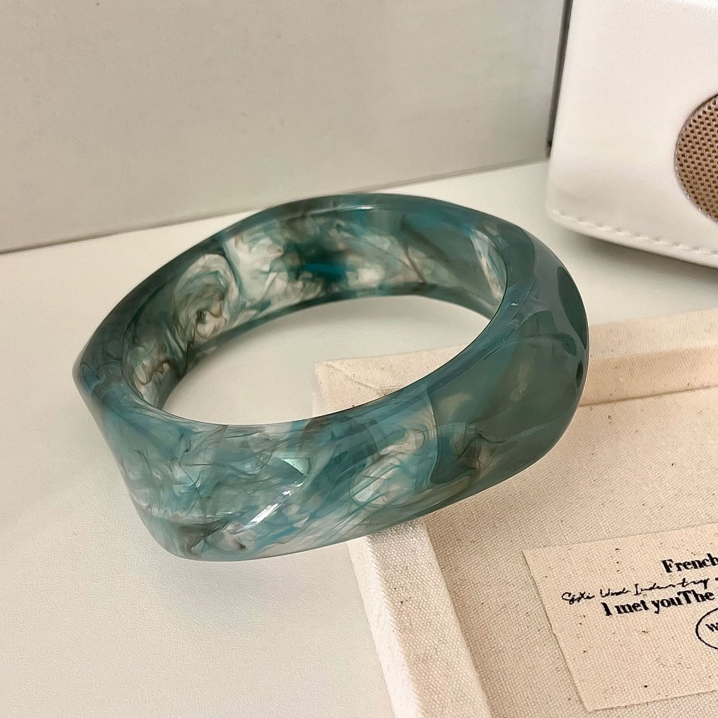 Café Resin Arc Bangle – Buy 1 for ₹499, 2 for ₹799 | STUD