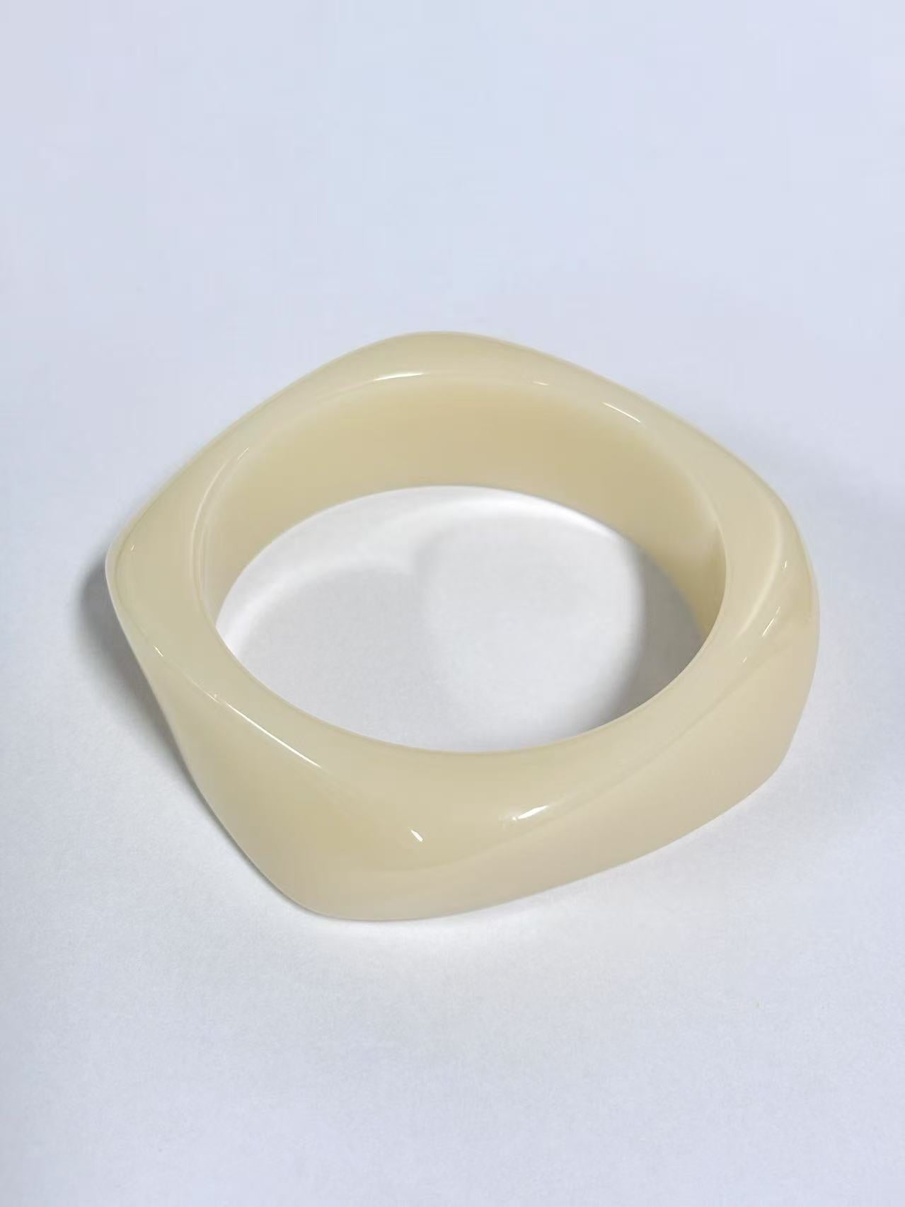 Café Resin Arc Bangle – Buy 1 for ₹499, 2 for ₹799 | STUD