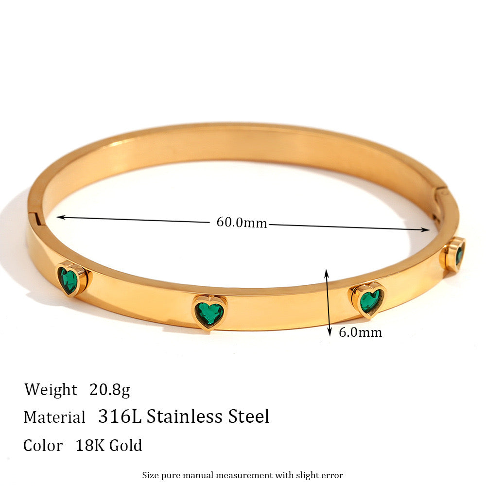 Size Details of 18K gold plated clasp bangle with green heart zircon – minimalist waterproof bracelet – STUD