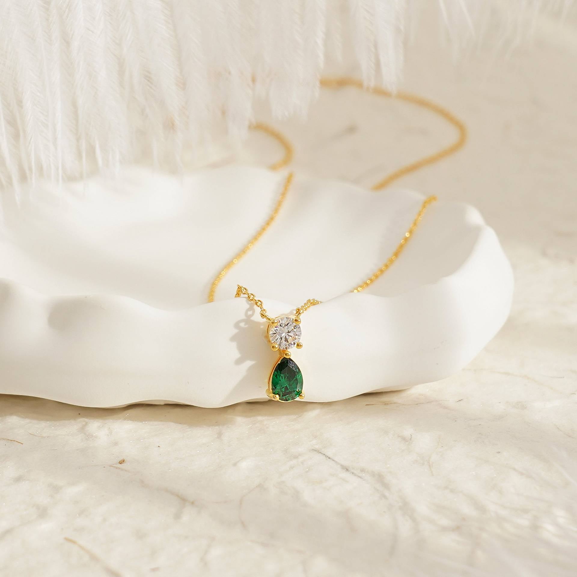 18K gold plated birthstone necklace with vintage zircon pendant – STUD