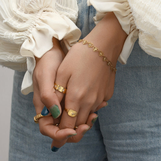 Elegant Heart Pearl Bracelet by STUD