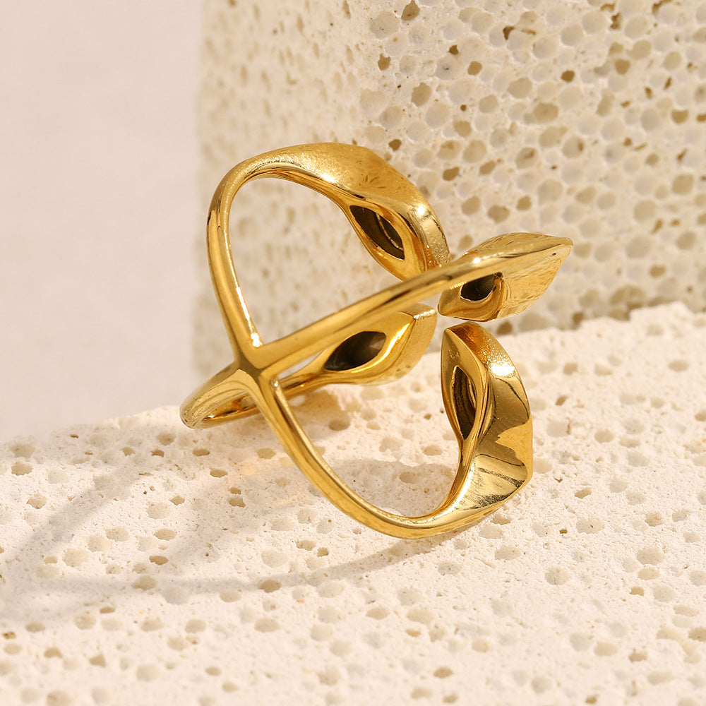 18K gold plated serpent crossover ring with marquise-cut zircon stones – STUD