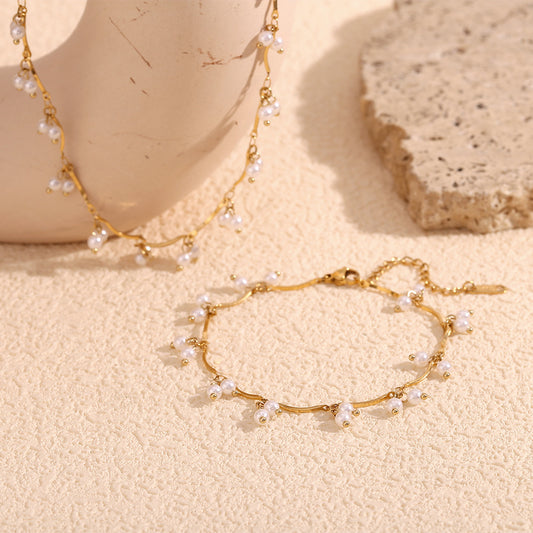 18K gold plated daisy pearl drop bracelet with delicate adjustable chain – STUD