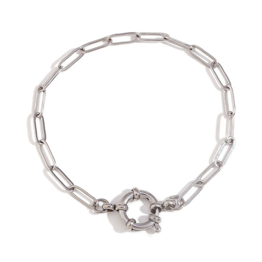 Close View of Silver paperclip chain bracelet with slingshot clasp – minimalist waterproof jewelry – STUD