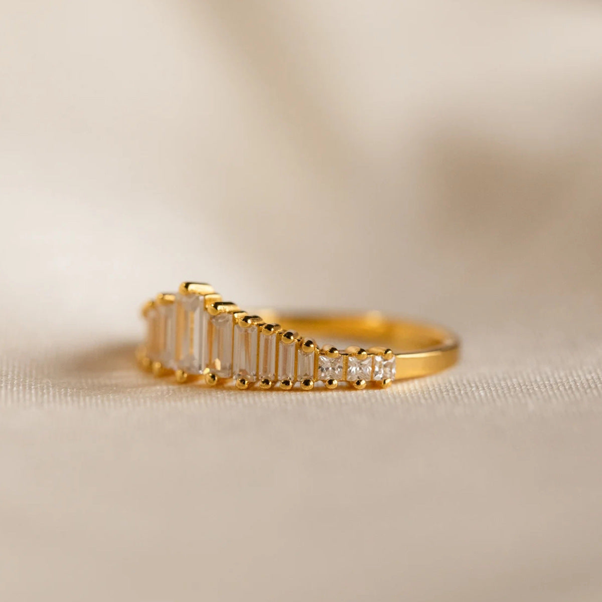 Red Reindeer Accordion Ring – 18K Gold S925 Zircon | STUD