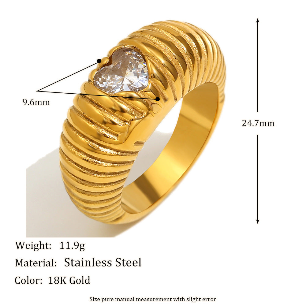 18K Gold Plated Hammered Heart Signet Ring – Waterproof & Anti-Tarnish – STUD