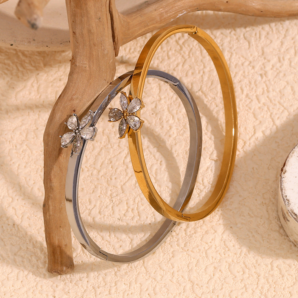 Elegant Silver Flower Bangle with White Zircon for Women