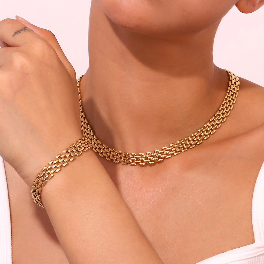 Handwoven Minimalist 18K Gold Bracelet