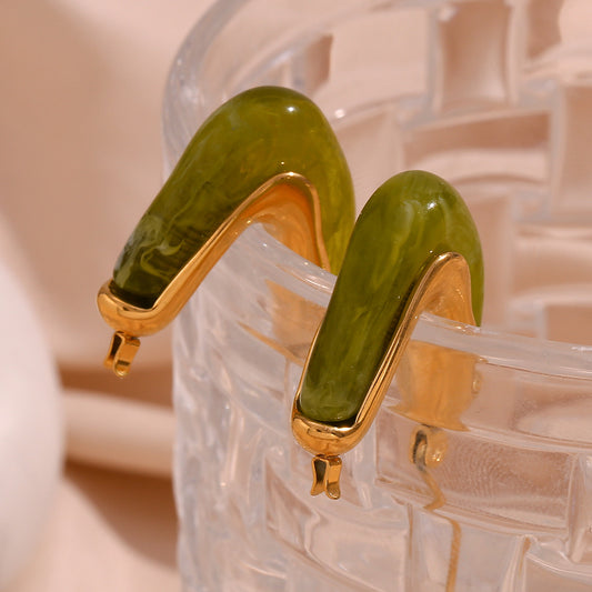 Close View of Geometric triangle earrings with acrylic accent – 18K gold-plated, waterproof and hypoallergenic by STUD (Shop Till You Drop)