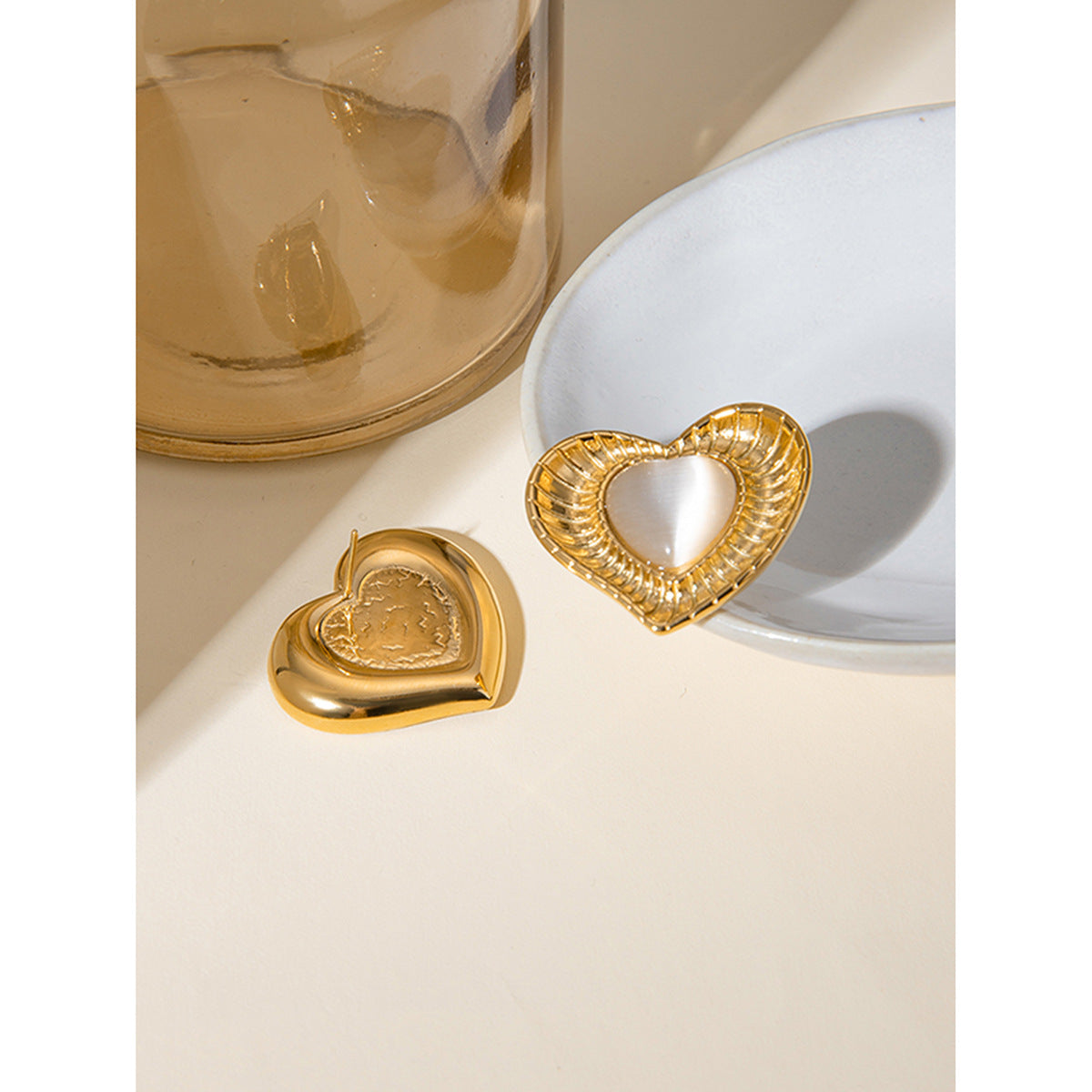 Elegant Heart Shaped 18K Gold Earrings