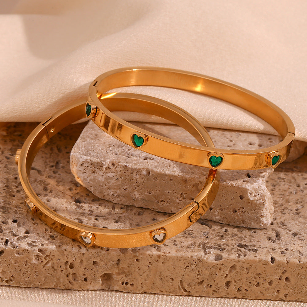 18K gold plated clasp bangle with green heart zircon – minimalist waterproof bracelet – STUD