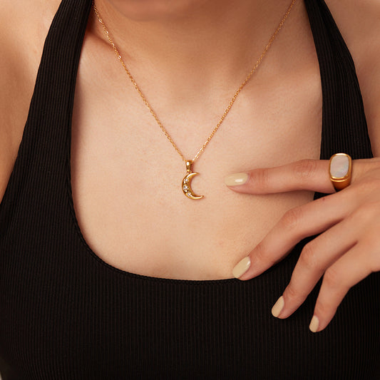 18K gold plated crescent moon pendant necklace with zircon stones – STUD