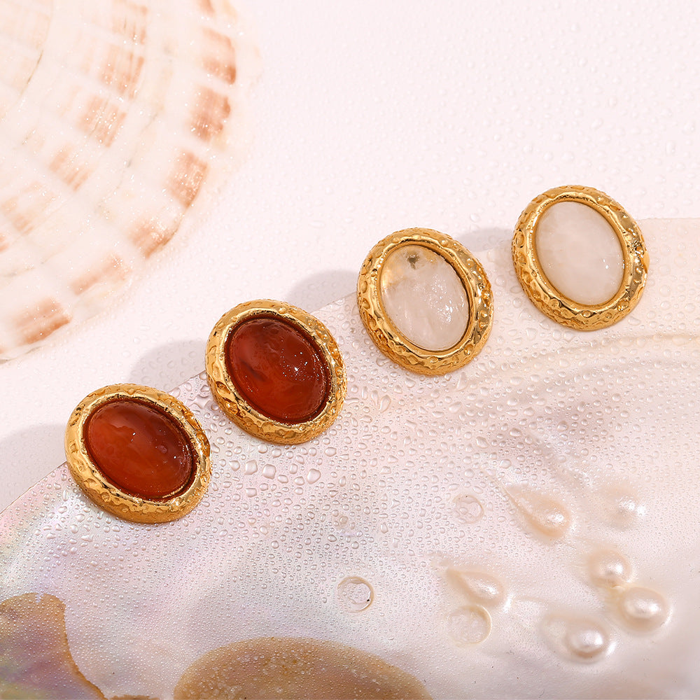 Vintage-inspired oval gold earrings with hammered finish and clear stone – 18K gold-plated, waterproof by STUD (Shop Till You Drop)