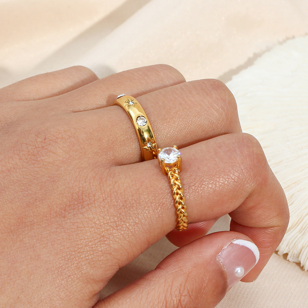 18K gold plated Starlit Shine ring with clear zircon stones and floral engravings – STUD
