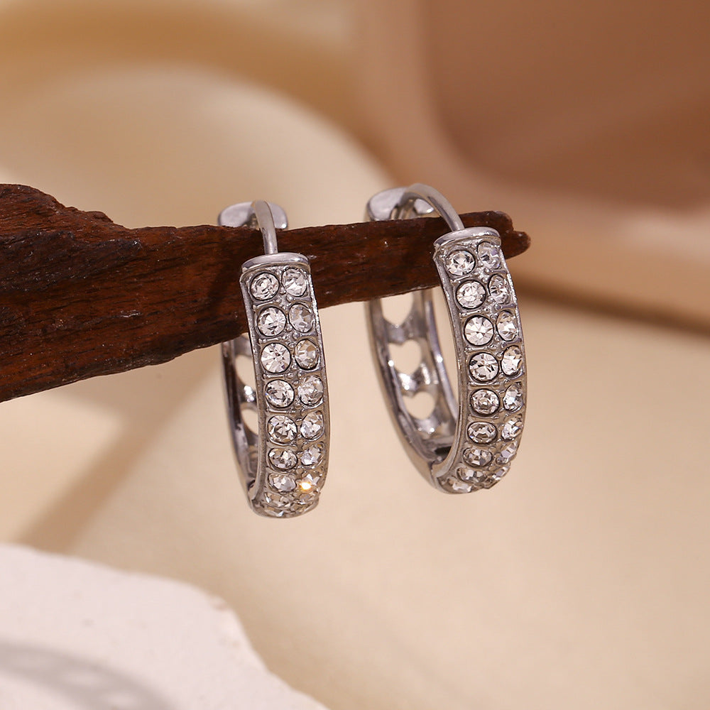 Silver mini hoop earrings with double row zircon and heart-cut back – STUD
