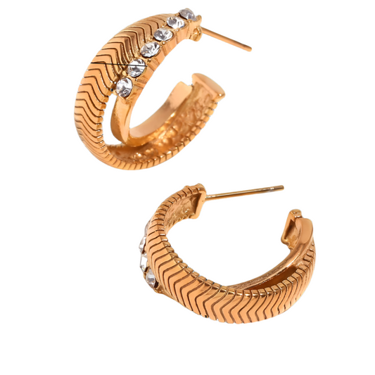 Minimalist fishbone earrings with zircon – 18K gold-plated, geometric, waterproof by STUD (Shop Till You Drop)