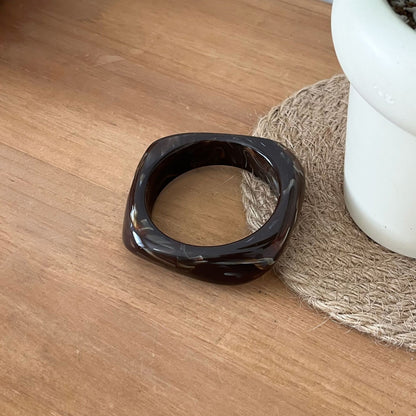 Café Resin Arc Bangle – Buy 1 for ₹499, 2 for ₹799 | STUD