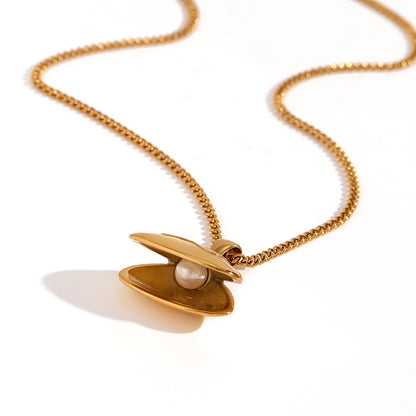 Pearl Clam Pendant Necklace