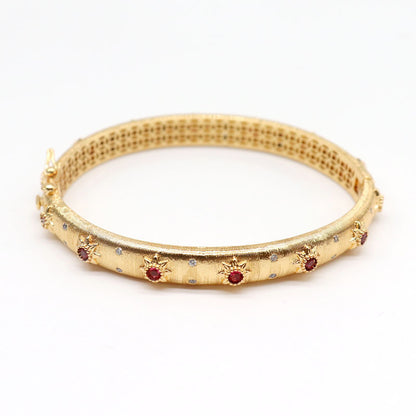 Royal Gem Bangle – 18K Gold Open Design | STUD