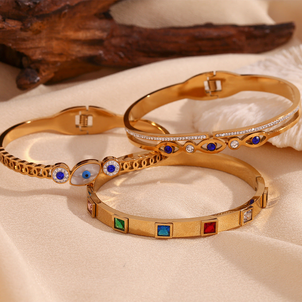 Gold Evil Eye Spring Clasp Bracelet