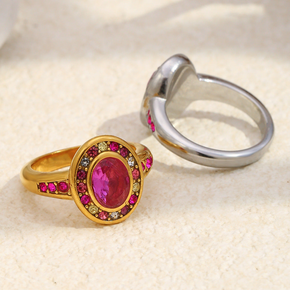 Gold Vintage Oval Zircon Ring
