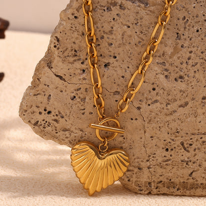 Heart-shaped toggle necklace with irregular chain – 18K gold plated by STUD-Shop Till You Drop