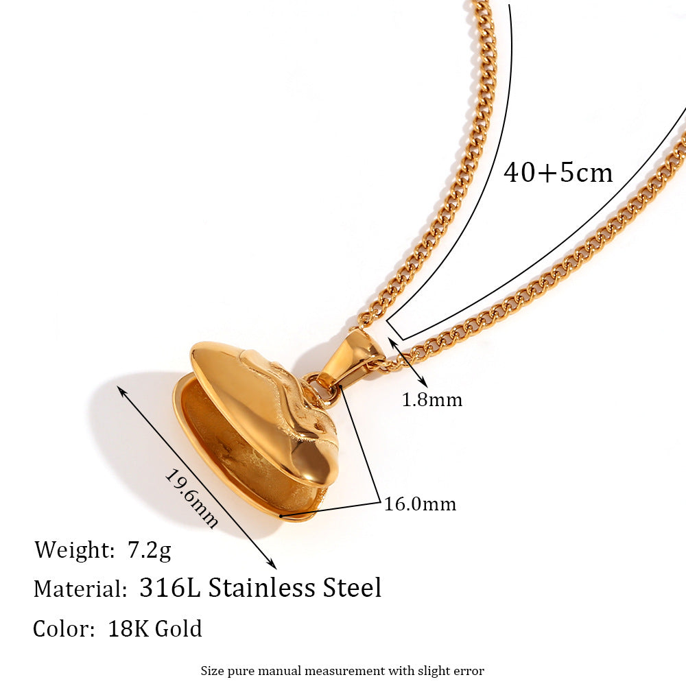 18K Gold Plated Pearl Clam Pendant Necklace