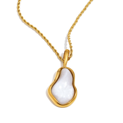 STUD Pearl Flow Necklace – White Baroque Pendant on Gold Rope Chain