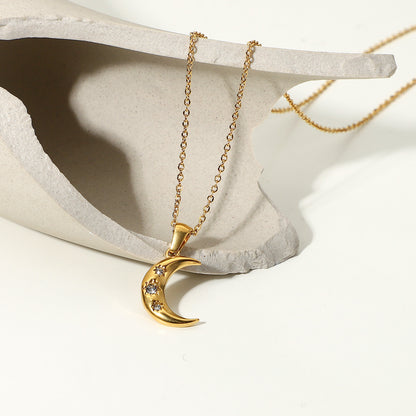 18K gold plated crescent moon pendant necklace with zircon stones – STUD