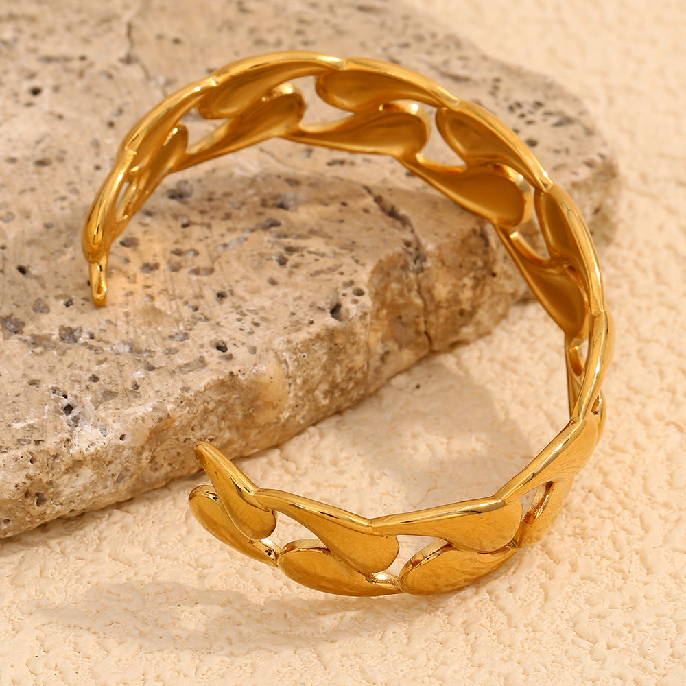 Waterdrop Hollow Gold Bangle