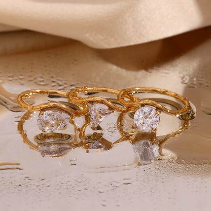 Size details for Triangle Wavy Zircon Ring