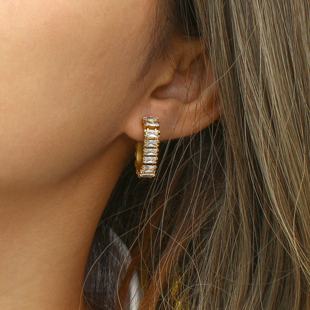 O-Shape Zircon Geometric Stud Earrings