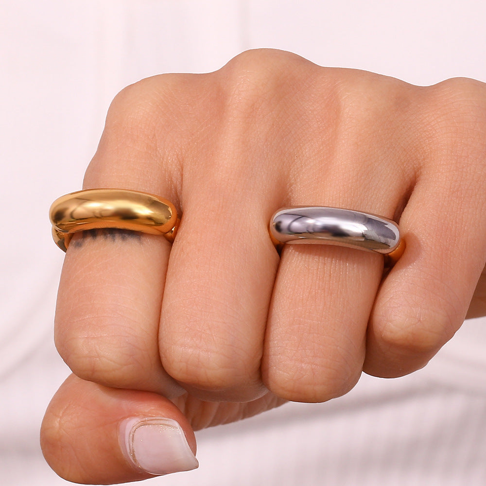 Bold Two-Tone Smile Ring