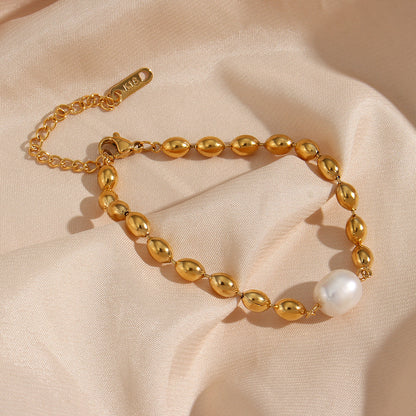Gold-plated minimalist bracelet with oval beads and faux pearls – elegant waterproof jewelry for women