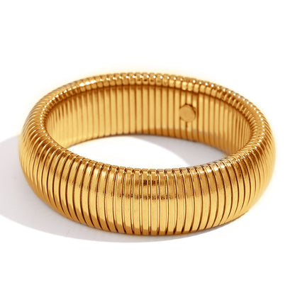 Close View of Elastic 18K gold plated snake chain bracelet – wide cuff design for women – STUD