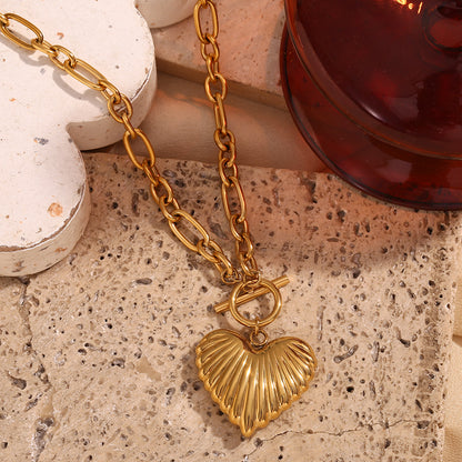 Heart-shaped toggle necklace with irregular chain – 18K gold plated by STUD-Shop Till You Drop