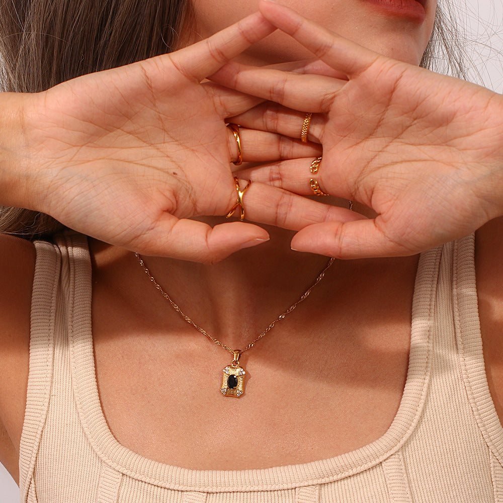 Geometric Rectangle Black Zircon Necklace