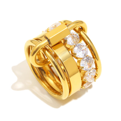 18K gold plated stacked ring set with high-shine bands and white zircon centerpiece – STUD