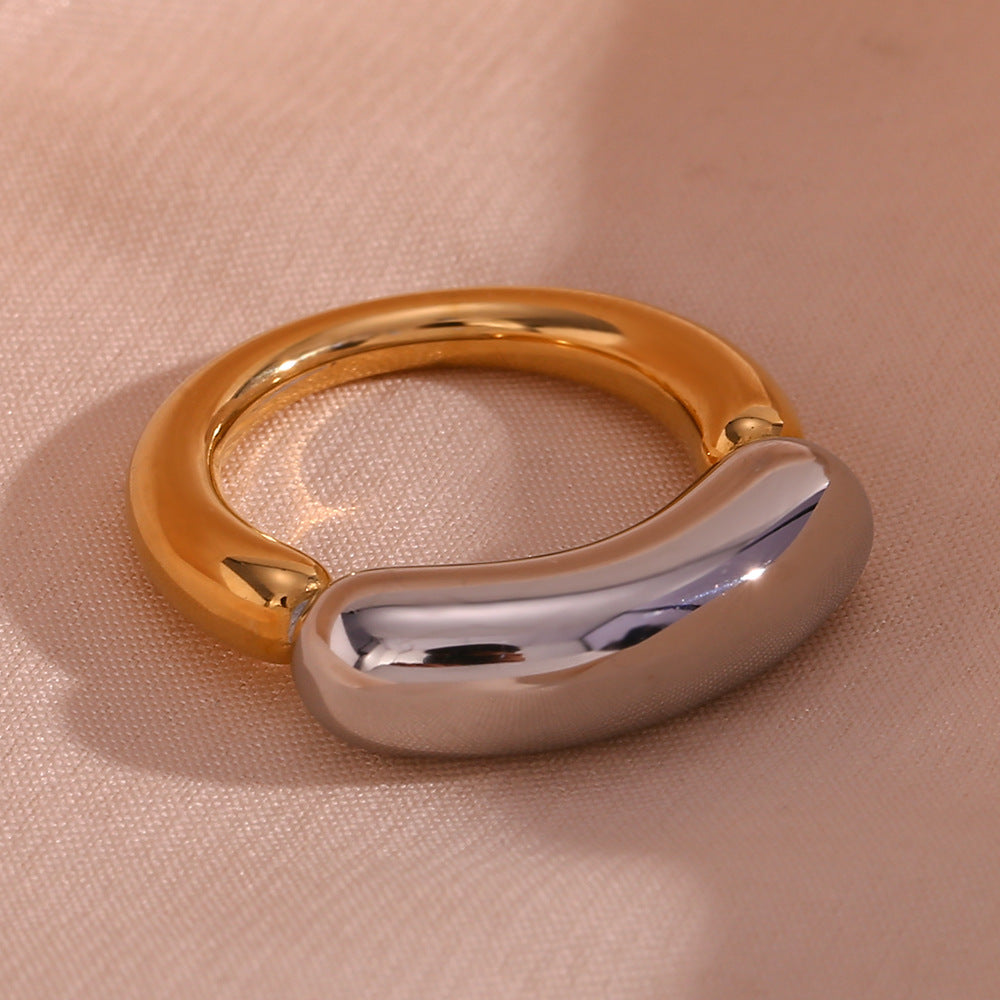 Bold Two-Tone Smile Ring