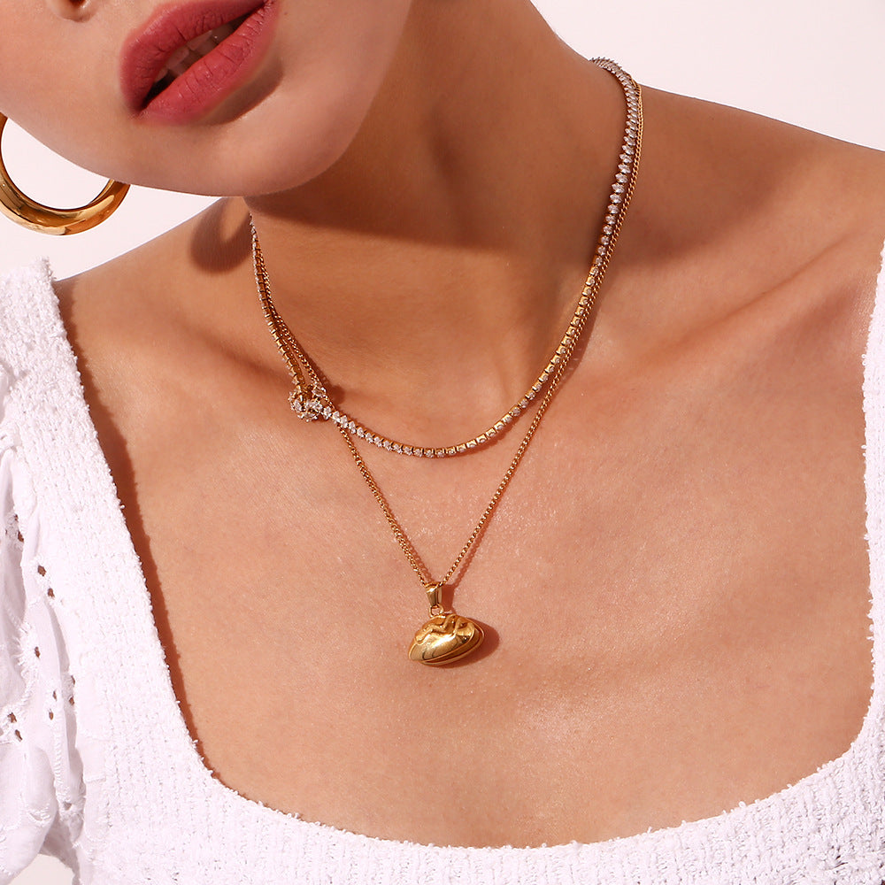 18K Gold Plated Pearl Clam Pendant Necklace