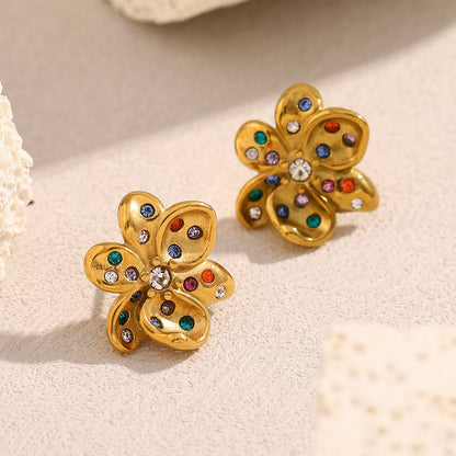 Vintage Bloom Stud Earrings – 18K Gold