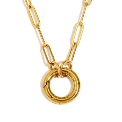 Close View of 18K gold plated O-link spring clasp necklace – bold, minimalist, DIY charm-friendly design