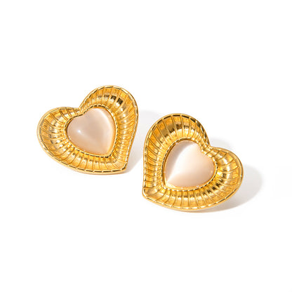Elegant Heart Shaped 18K Gold Earrings