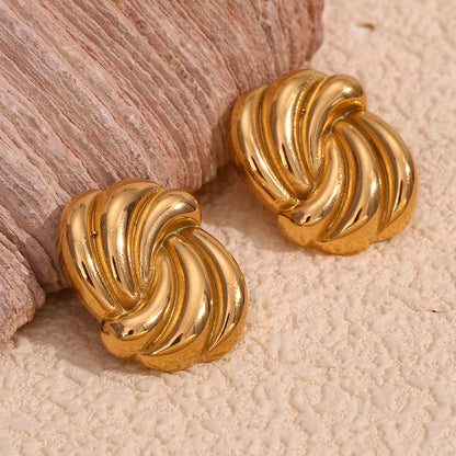 Top View of French vintage oval rotating hoop earrings – 18K gold-plated, waterproof, hypoallergenic by STUD (Shop Till You Drop)