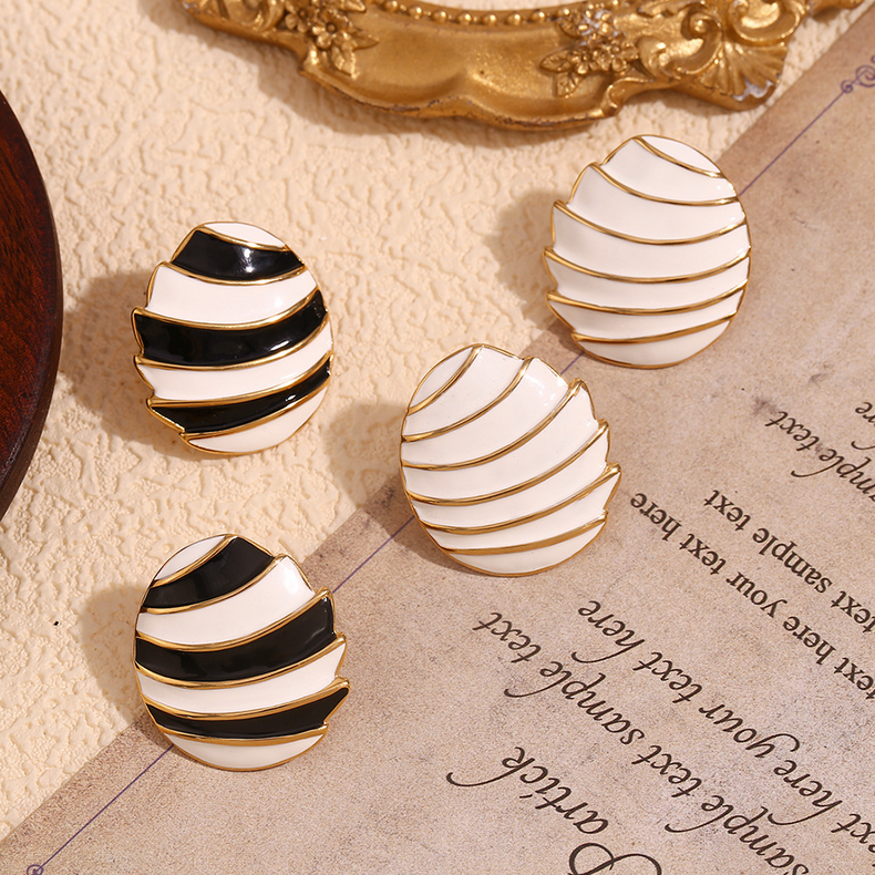 White and Gold Striped Earrings