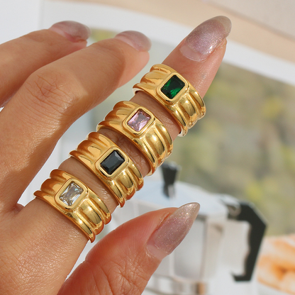 Vintage Green Rectangular Zircon Ring