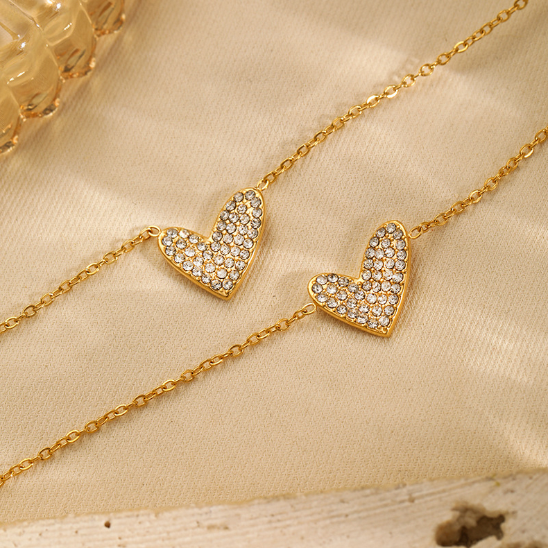 Heart of Gold: Zirconia Inlaid Necklace