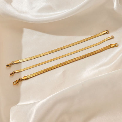 Close View of Minimalist gold snake chain bracelet with smooth finish – waterproof and rust-free – STUD